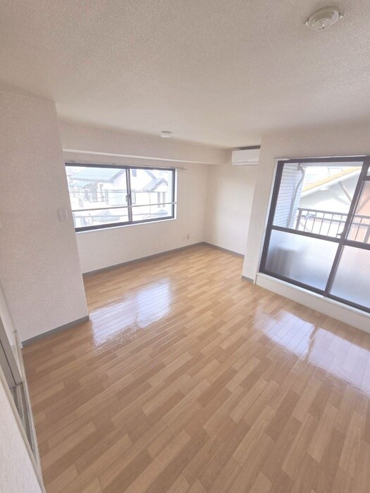 居室 メゾン行徳