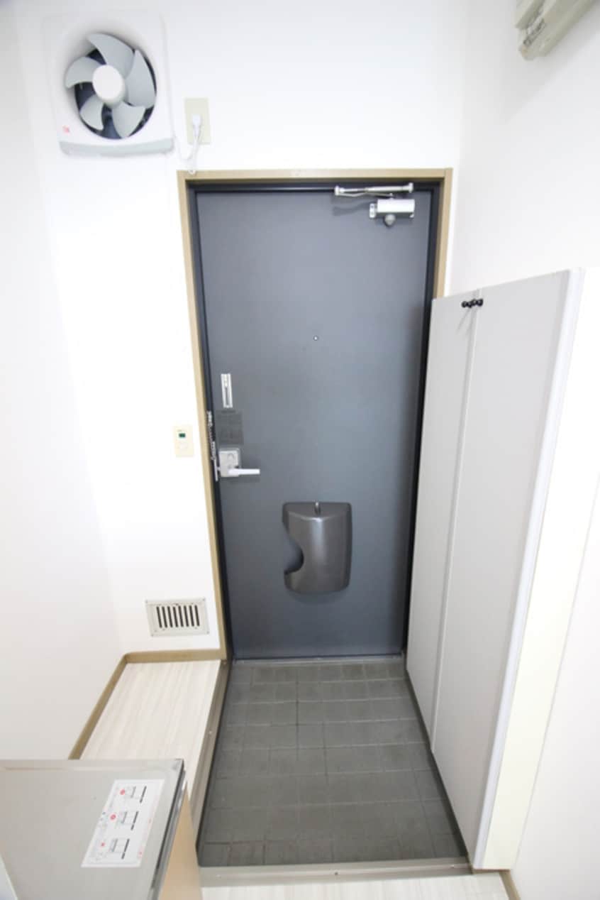 玄関 ペガサスハウス