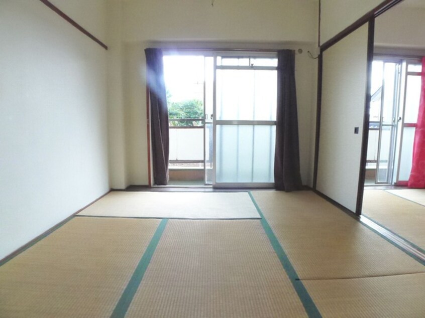 居室 山内ハイツ