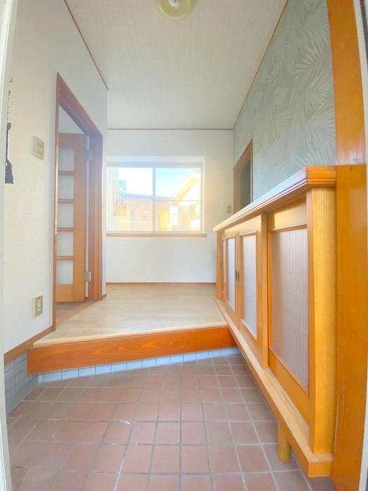 玄関 仮)柏原住宅