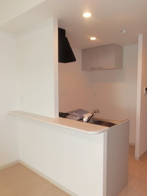 キッチン Ｒｏｂｕｓｔ　Ｃｏｕｒｔ