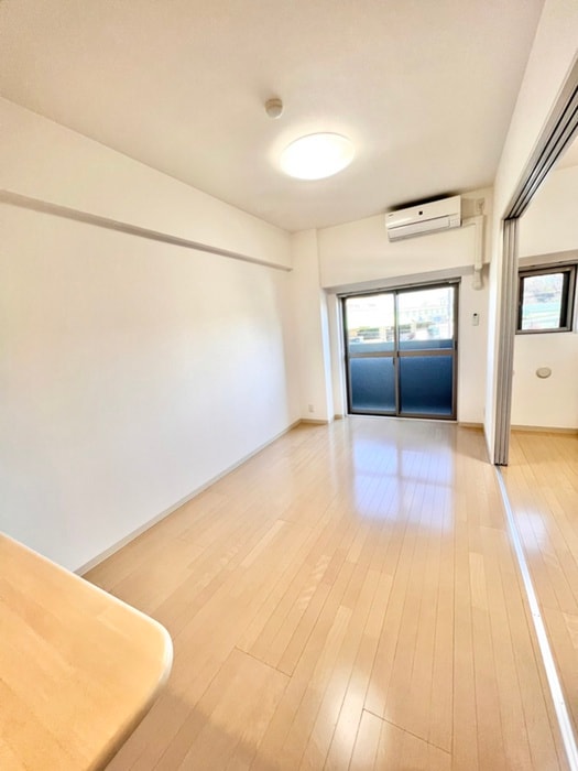 ベランダ・バルコニー Ｒｏｂｕｓｔ　Ｃｏｕｒｔ