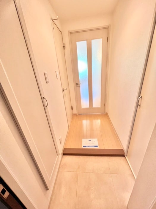 廊下 Ｒｏｂｕｓｔ　Ｃｏｕｒｔ