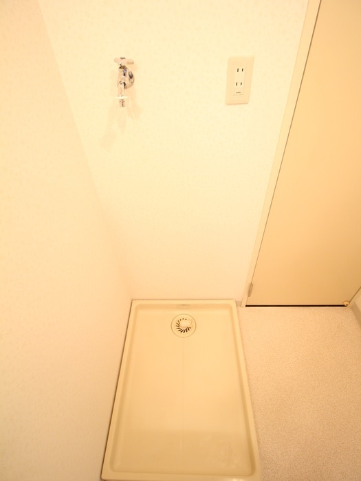 洗濯機置場 クレ－ル大森