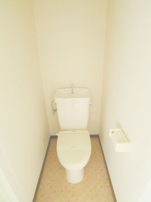 トイレ シャトレ－３