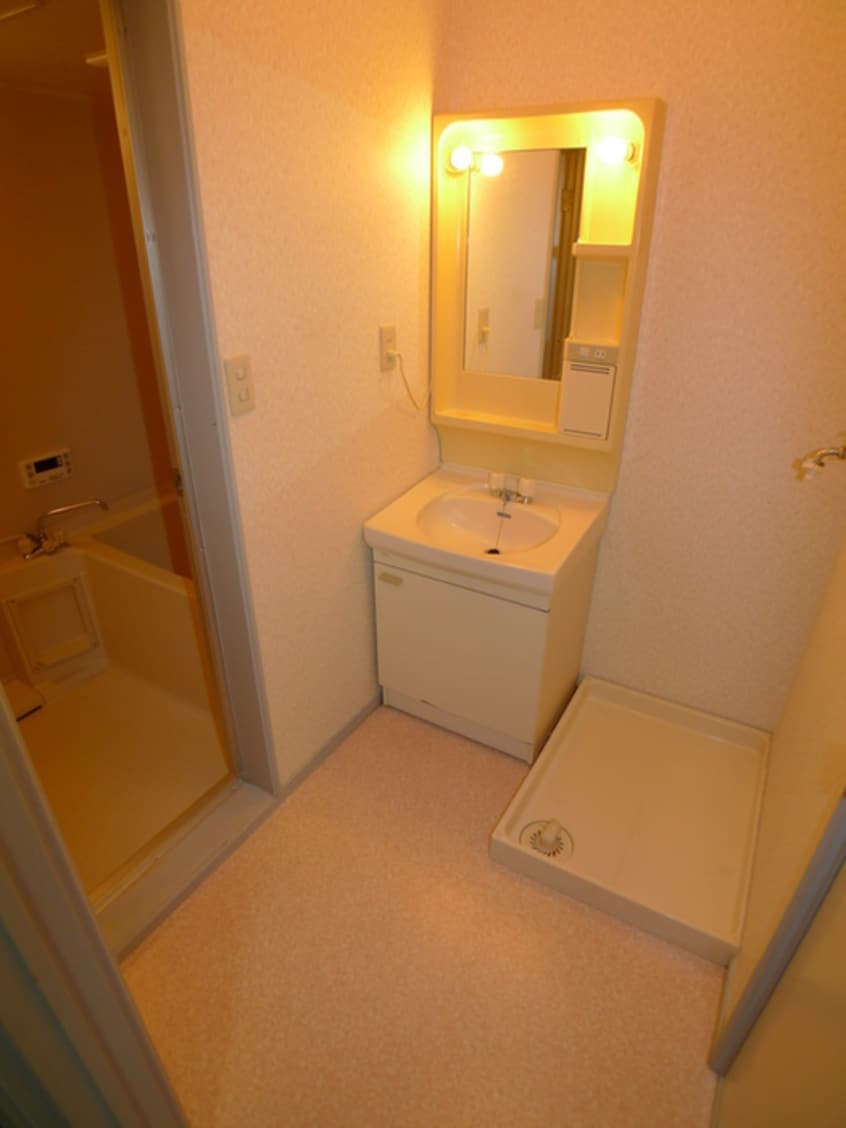 洗面 フレール西川Ｂ