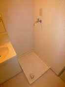 洗濯機置場 フレール西川Ｂ