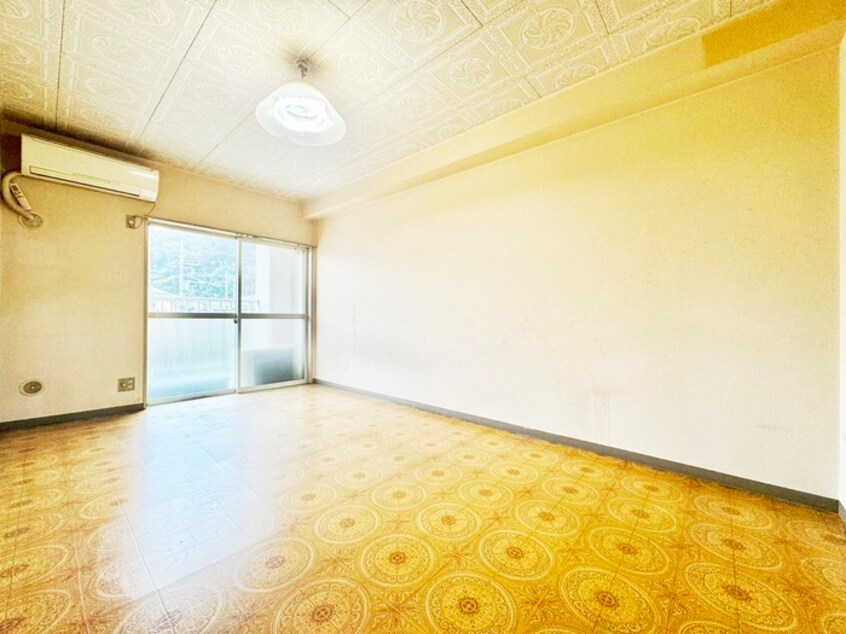 居室 ファミ－ルクルス