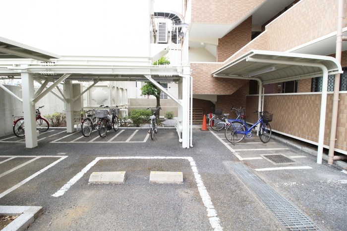 駐輪場 ｼｪﾘｰﾙ北原台