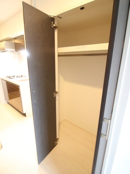 収納 BluRock東神奈川