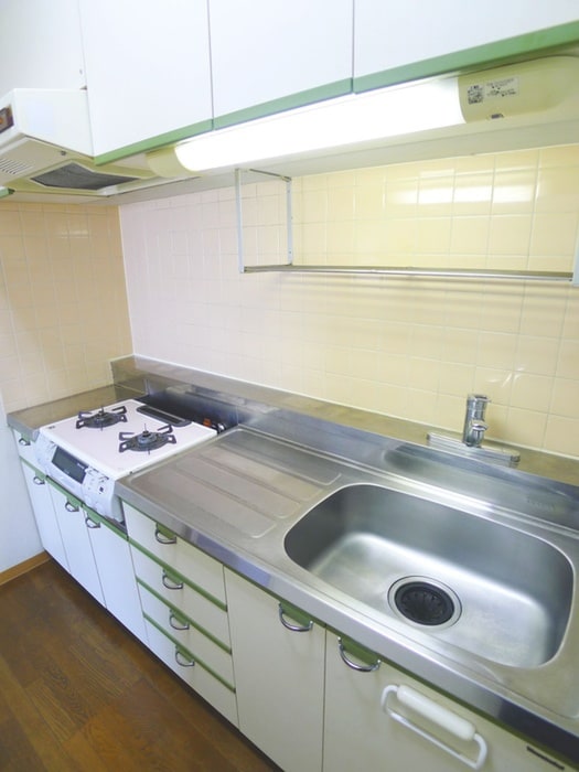 キッチン エクレ－ル川口