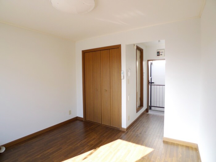 居室 ＤＥＬＰＨＩＣＡ