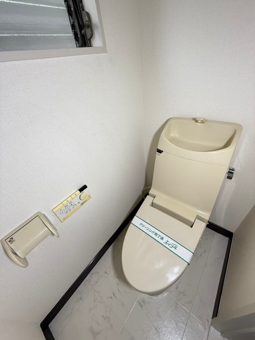 トイレ 八百伸ビル