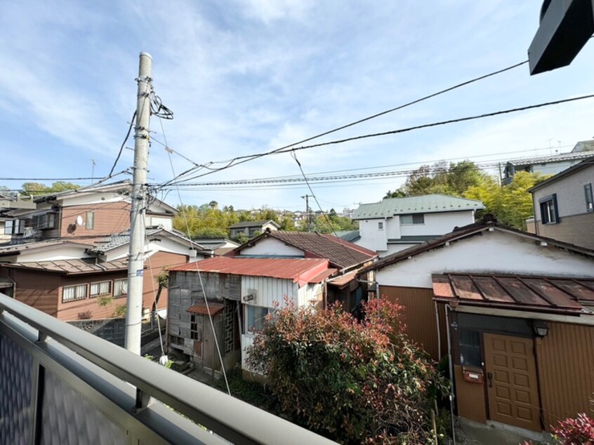 室内からの展望 サンビレッジ多摩湖