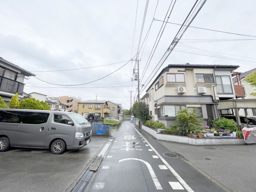 室内からの展望 ｻﾌﾞｳｴｲ北綾瀬-B