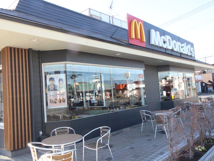 マクドナルド(ファストフード)まで367m テラス緑ヶ丘