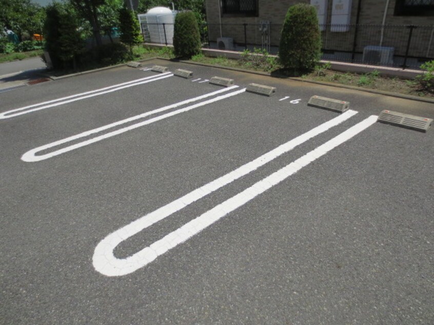 駐車場 くりの木スクエアⅡ