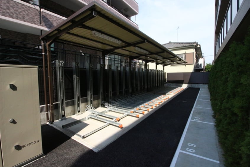 駐輪場 ｸﾞﾗﾝﾄﾞｺﾝｼｪﾙｼﾞｭ宮崎台(212)