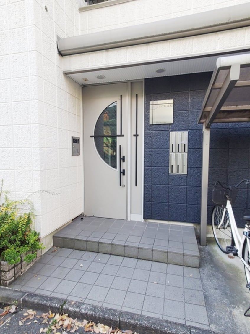 エントランス部分 パ－クメゾン本駒込