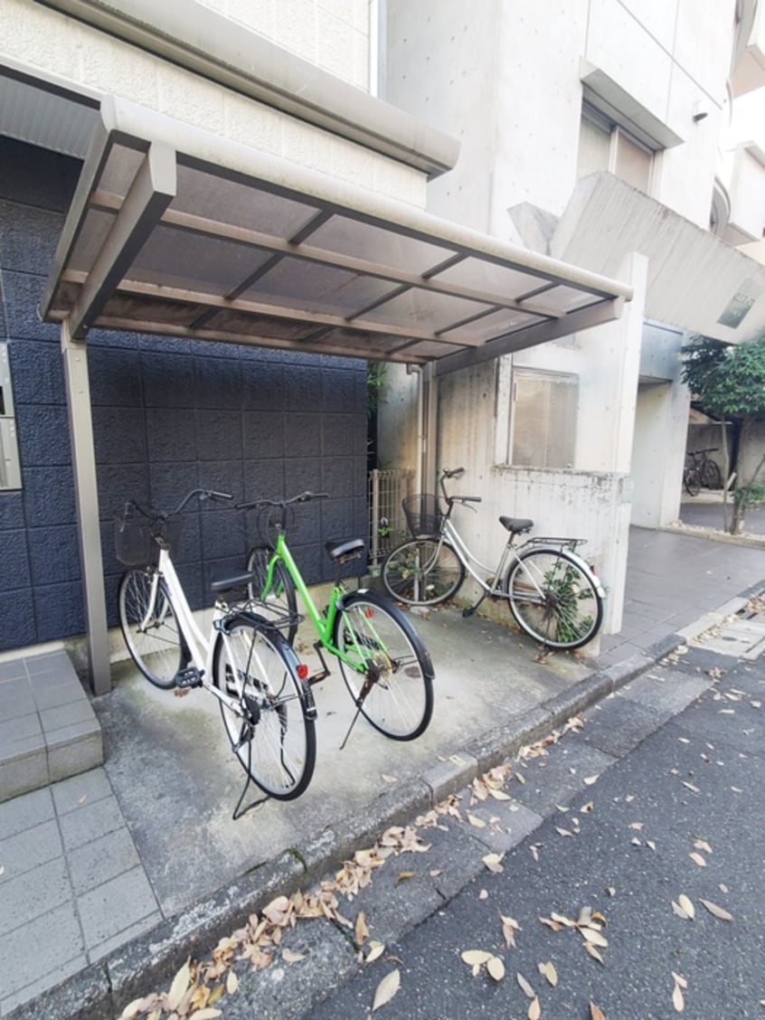 駐輪場 パ－クメゾン本駒込