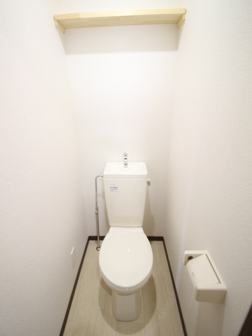 トイレ ウィステリア　ガーデン