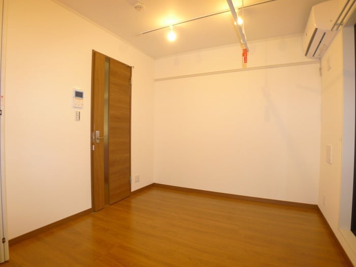 居室 グリシーヌ新田