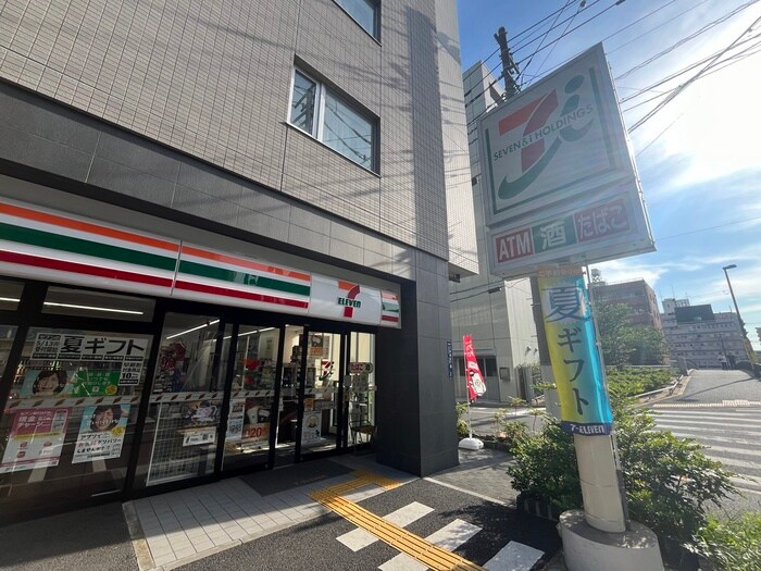 セブンイレブン墨田江東橋5丁目店(コンビニ)まで81m ザ・パークハビオ住吉