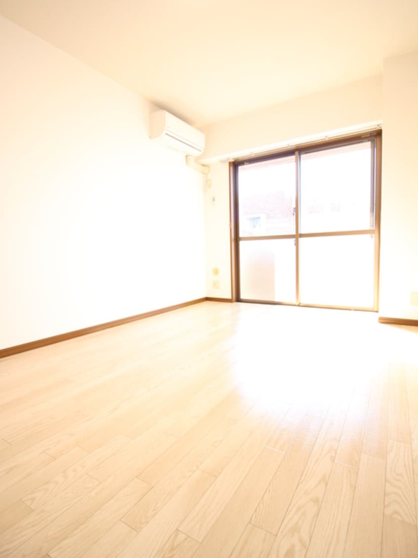 居室 エステート共和
