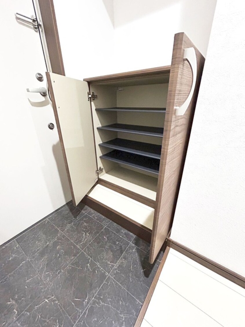 靴箱 ルージェ前原