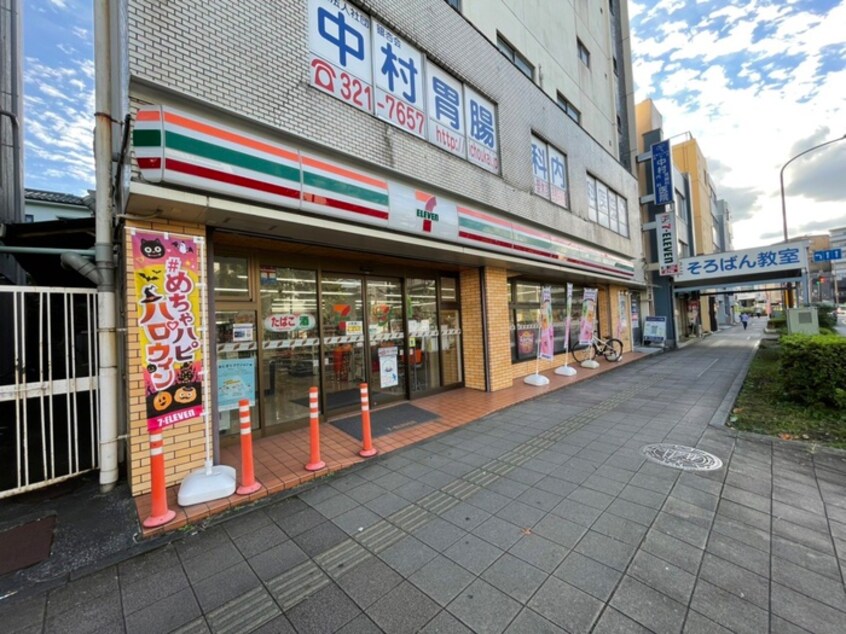 セブンイレブン 横浜上反町店(コンビニ)まで400m リ－ヴェルステ－ジ横浜ヒルズ