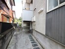 エントランス部分 アザレ岡上