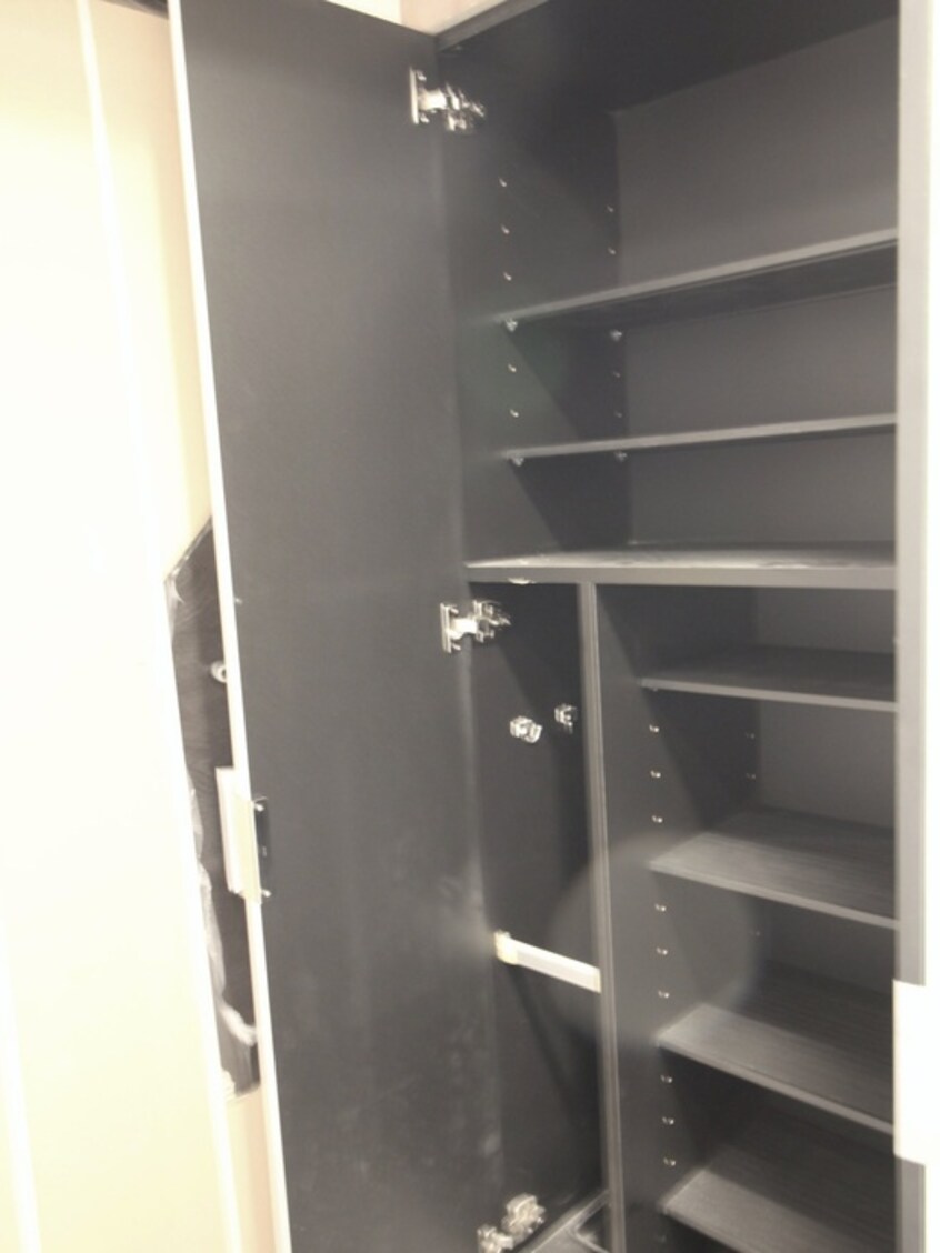 靴箱 ﾌﾟﾚｻﾝｽ ｼﾞｪﾈ 浅草EAST(603)