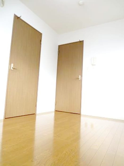 居室 クレスト北町イ－スト