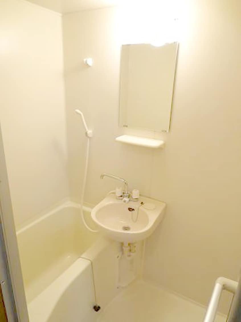 バス／シャワールーム等 クレスト北町イ－スト