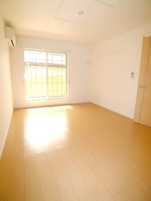 室内からの展望 アロマ・ドゥ・ヴィラ