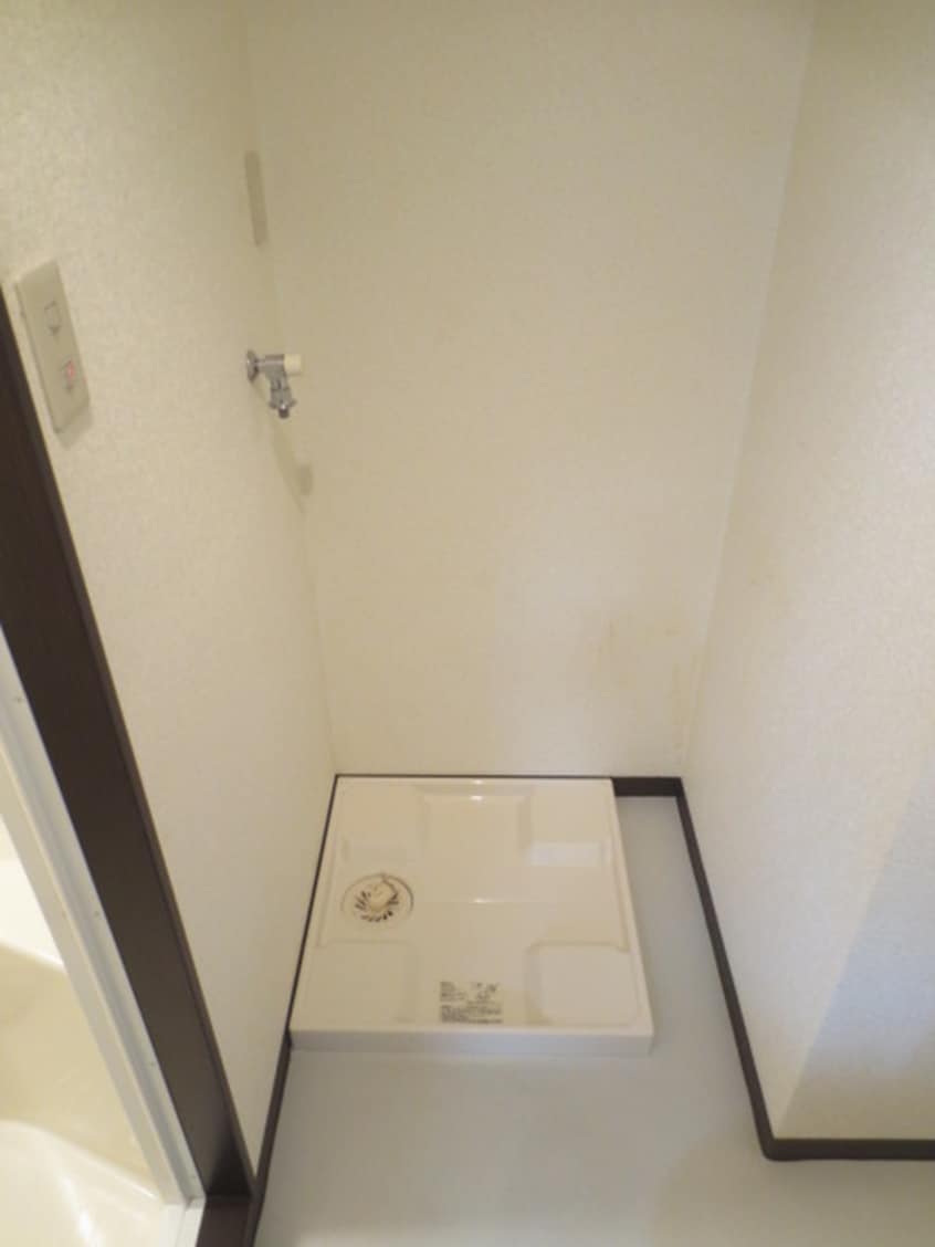 洗濯機置場 第２岡田ビル