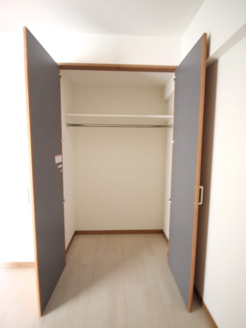 収納 アンジュ荻野