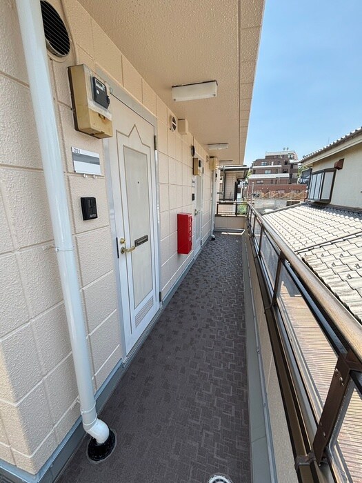 エントランス部分 エクセルコ－ト