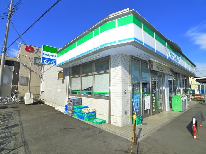 ファミリーマート梅郷駅前(スーパー)まで338m レジデンス