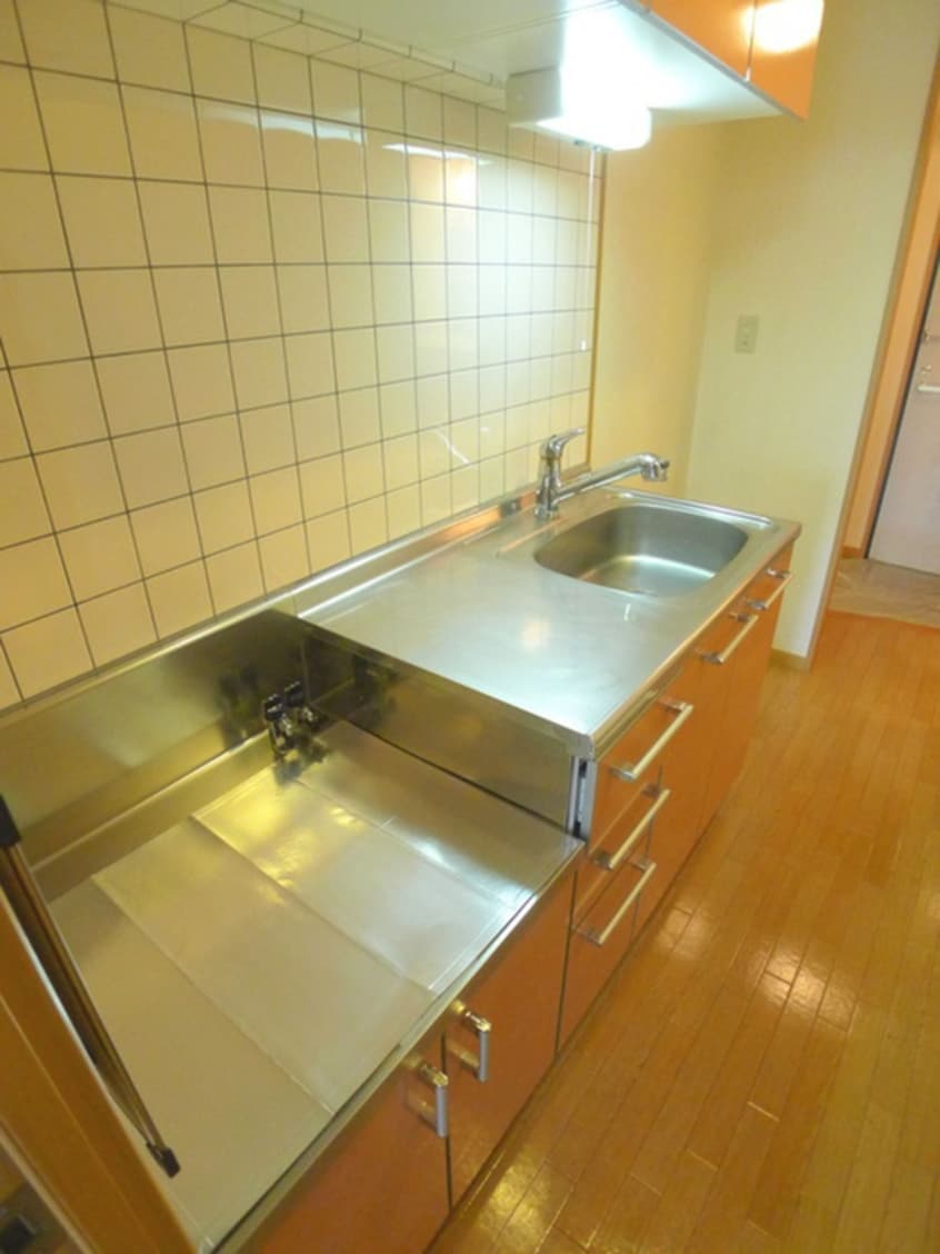 キッチン ＬＥＯ伍拾伍番館