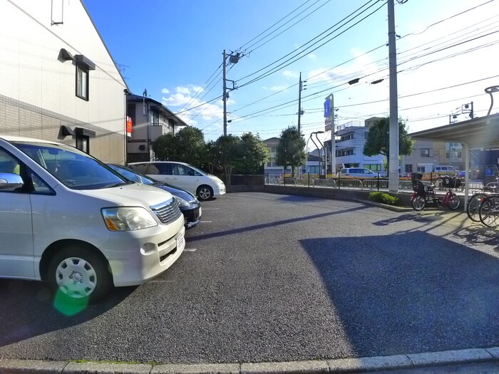 駐車場 チェリーハウス
