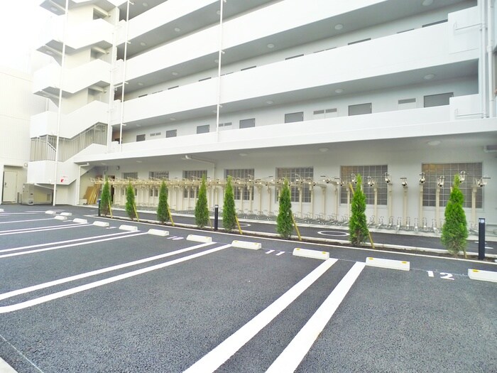 駐輪場 スアヴィス舎人