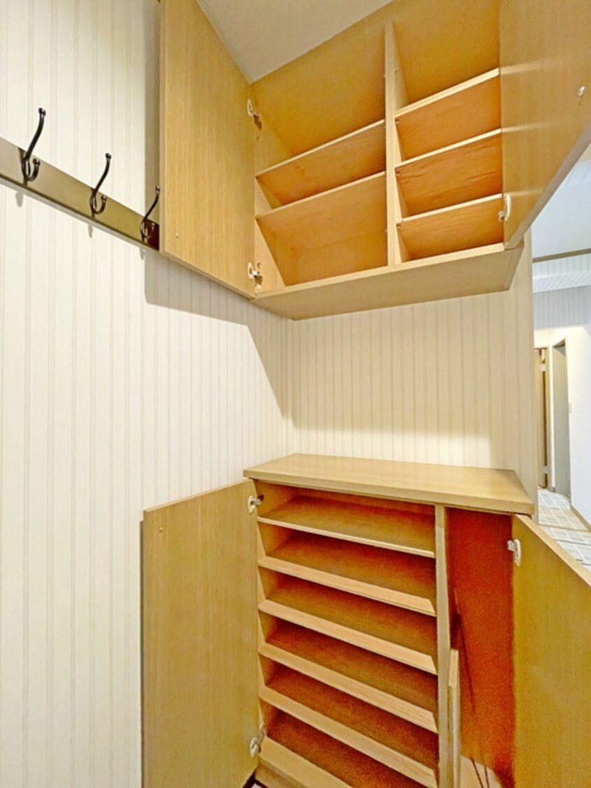 靴箱 吉田マンション