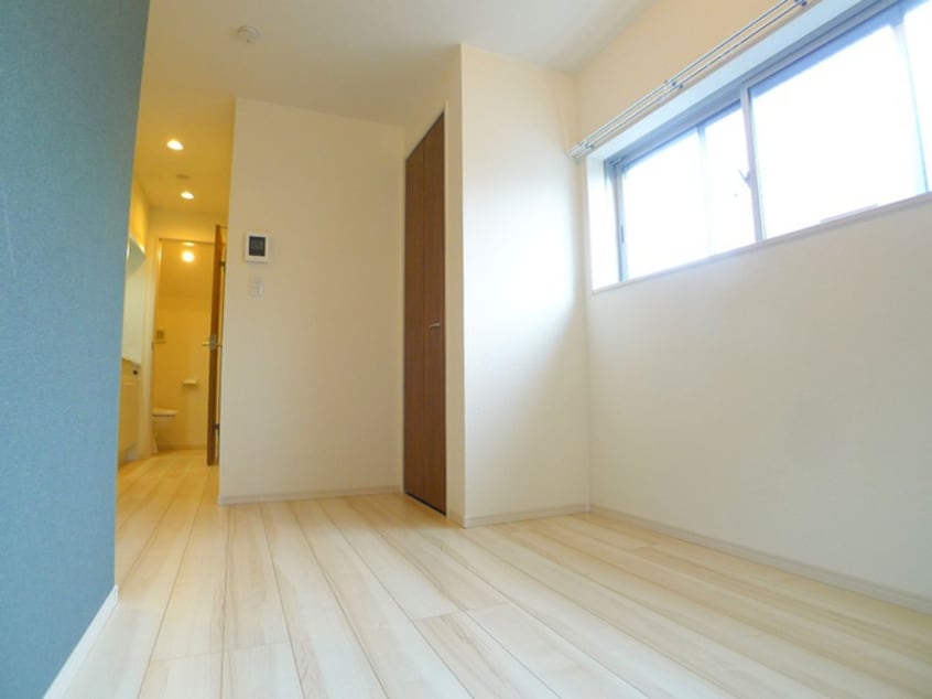 居室 MELDIA行徳
