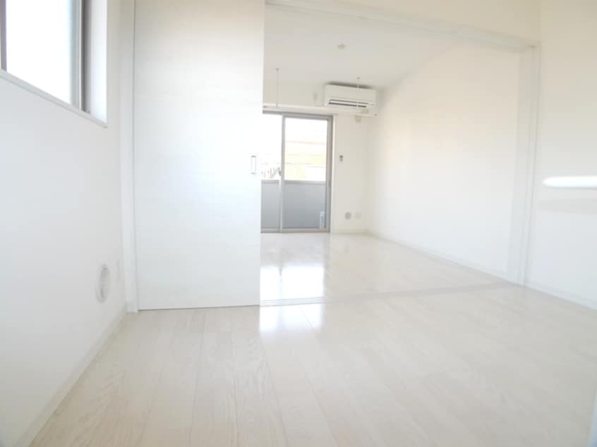 居室 ＬＵＣＲＡＳ