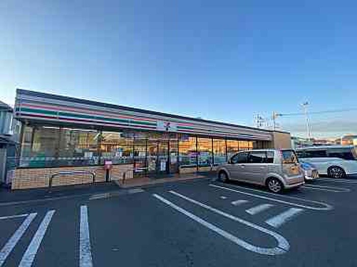 セブンイレブン 寒川駅前(コンビニ)まで372m サニーフラッツⅡ