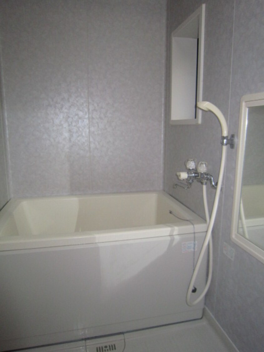 バス／シャワールーム等 アンソレイエ