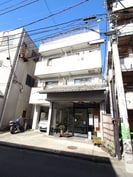 パーミー春の外観