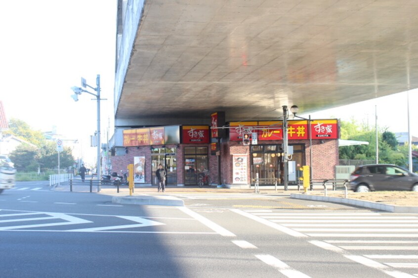 すきや(その他飲食（ファミレスなど）)まで700m ＫＭハイム