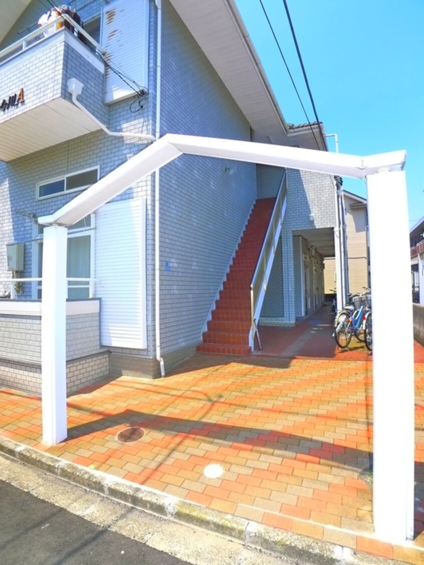 エントランス部分 テラス今川Ａ